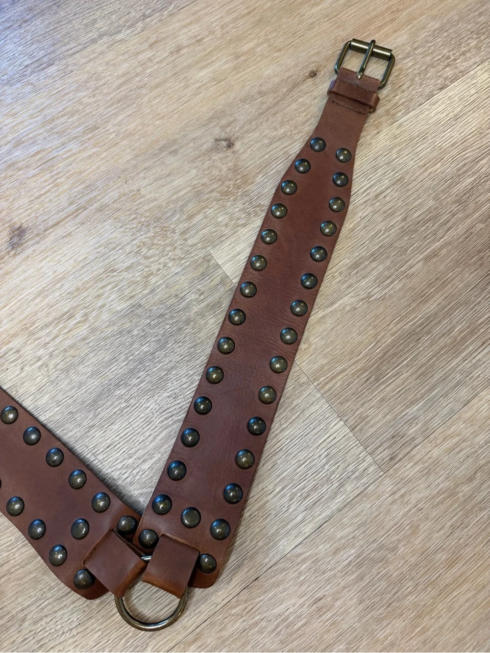 Woman’s Express genuine leather Brown Studded Belt made in Italy size L 43”